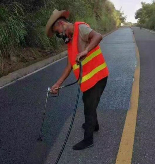 焦作路面喷涂翻新彩色步道施工方案